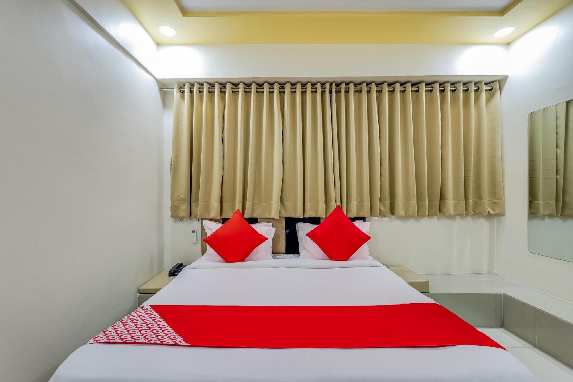 Collection O Hotel Alice Ahmedabad Extérieur photo