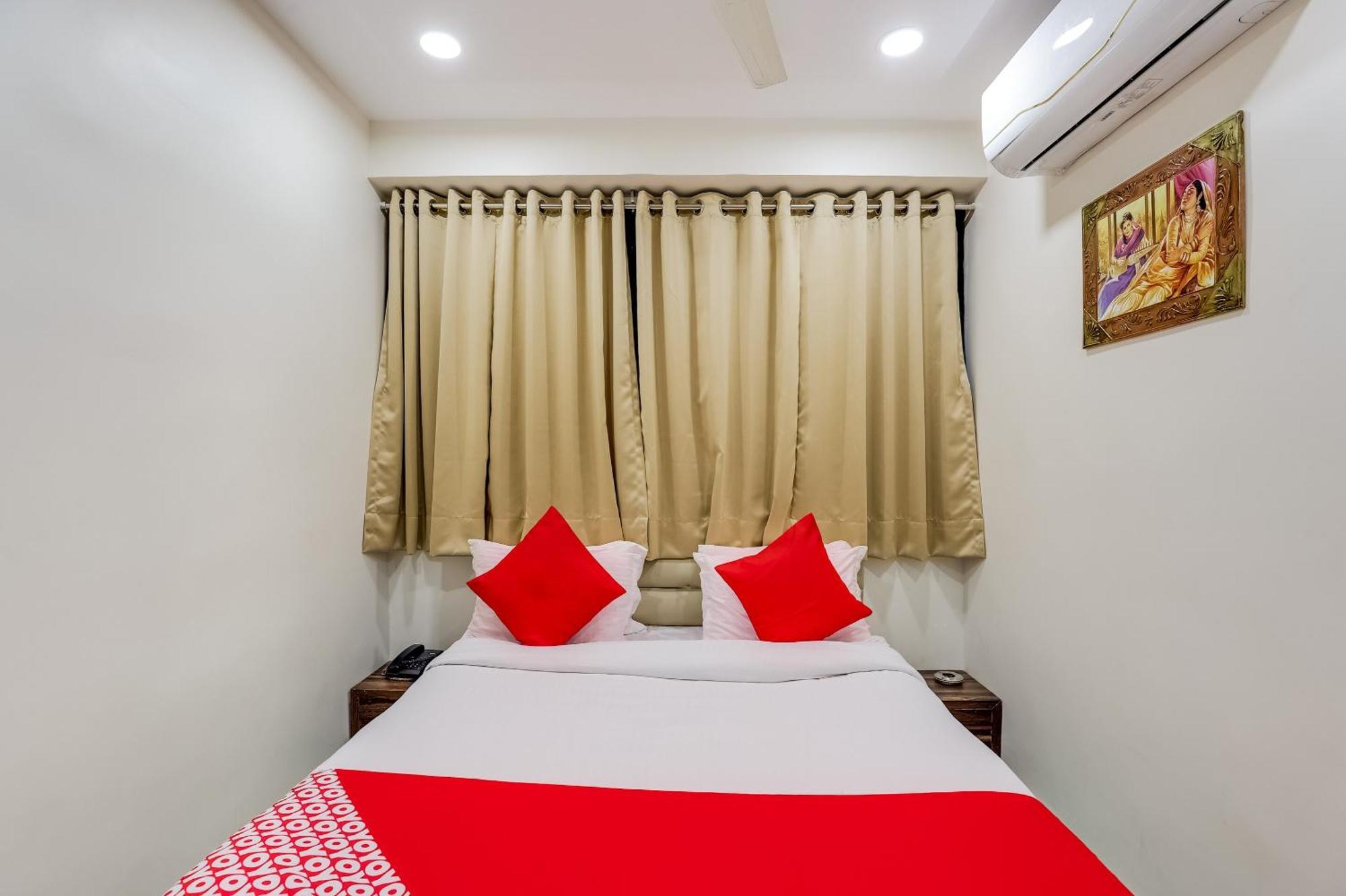 Collection O Hotel Alice Ahmedabad Extérieur photo