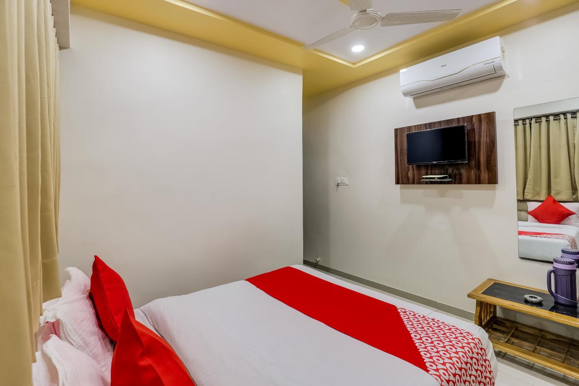 Collection O Hotel Alice Ahmedabad Extérieur photo